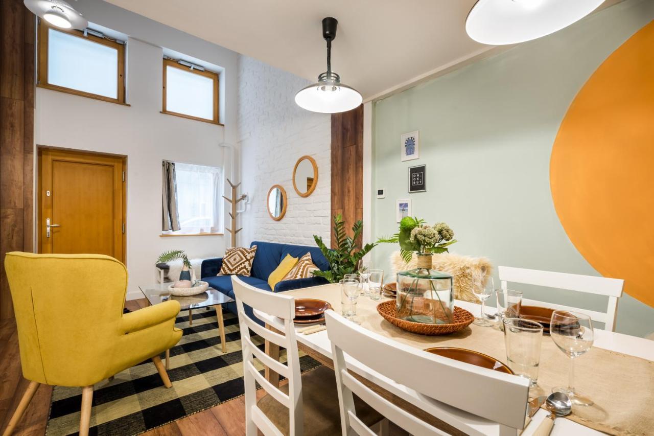 Colorful Designer Home In The Heart Of Будапеща Екстериор снимка